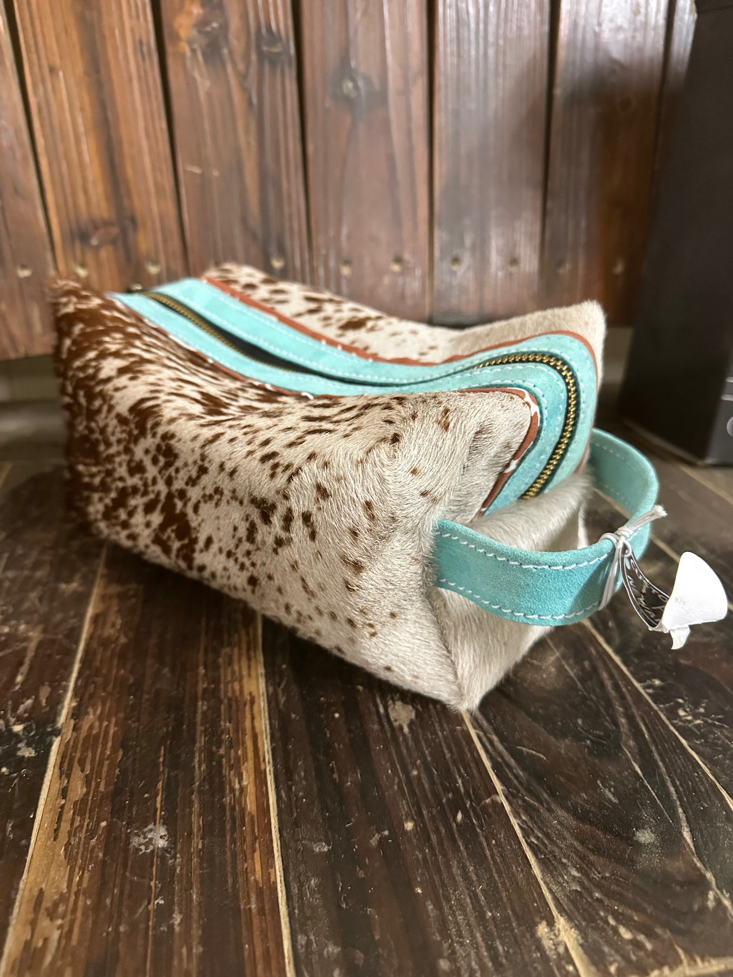TRAVEL BAG