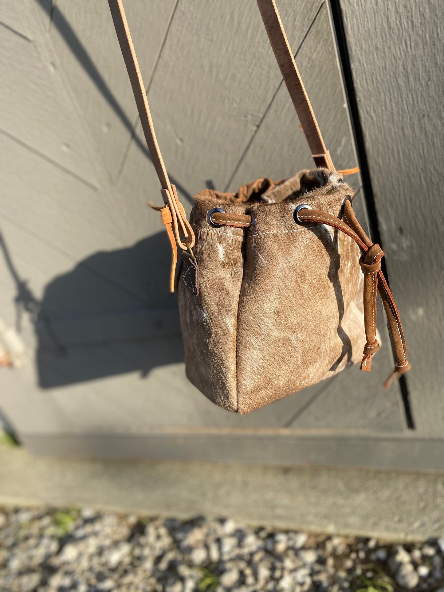 THE FEED BUCKET BAG